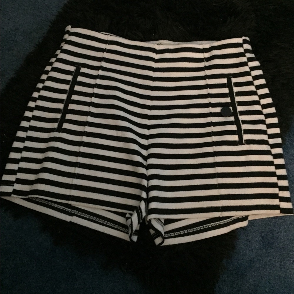 Ci Sono Super Soft Stretch Shorts